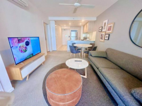 Hamilton Riverside Luxury Apartment w Carpark, Brisbane
